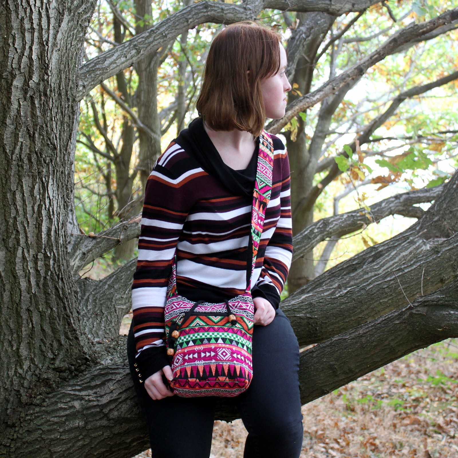 jacquard nepal style pink sling bag λεπτομέρεια σχέδιο boho
